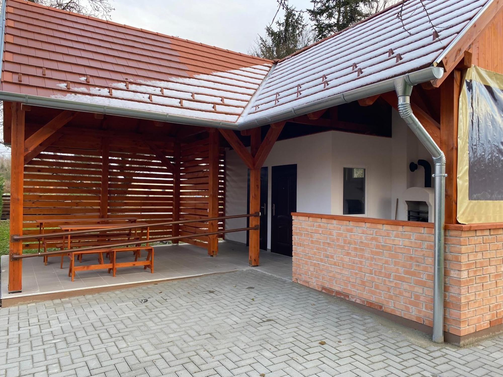 Apartmán Okerka Vendeghaz Csesztreg Exteriér fotografie